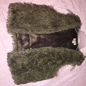 Children Place Girls Fur Vest Size L 10/12